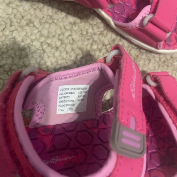 Sandals - Picture 3 of 5